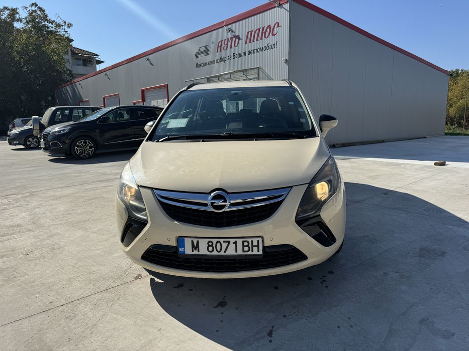 Опел зафира турере 2.0 дизел само на части