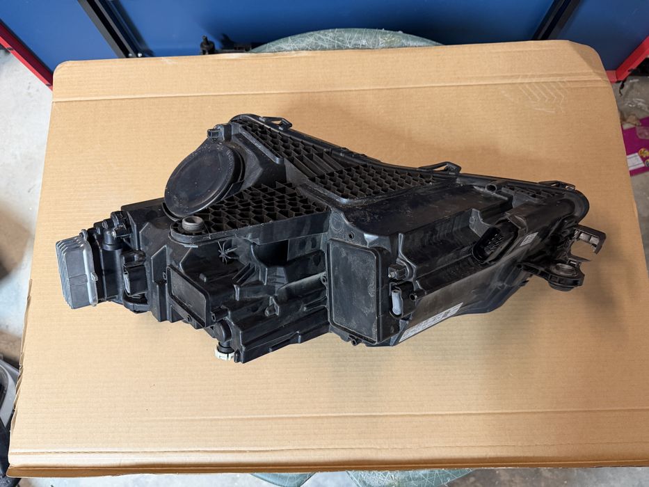 Far dreapta Skoda Superb 3 Facelift Full Led 2018/2019/2020/2021/2022