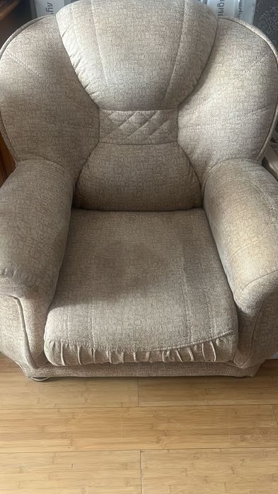 диван +2 кресла продам.