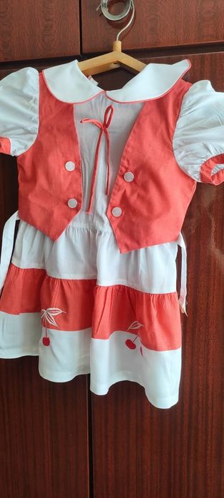 Платье на девочку 1-3 года