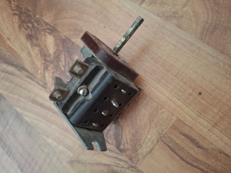 Масляный датчик на авто и реостат