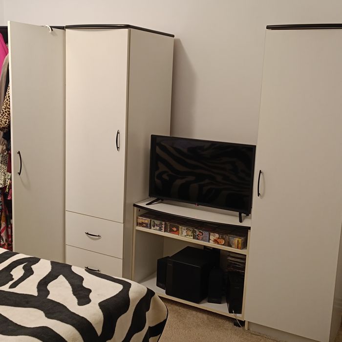 Vând apartament cu 2 camere