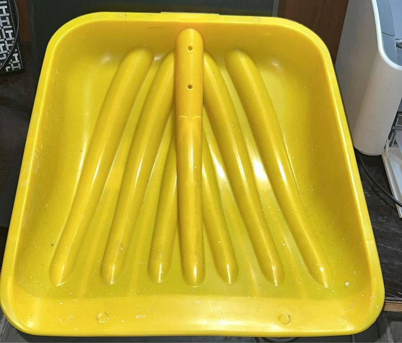 Лопаты снегоуборочные