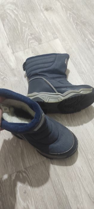 Продам дутыши для мальчика