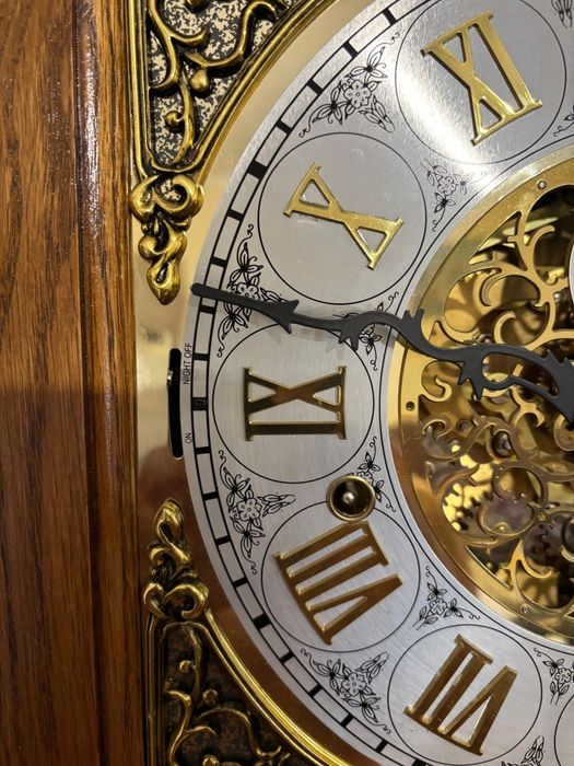 Напольные часы Hermle