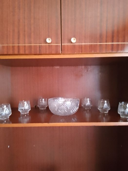 Продается хрусталь.