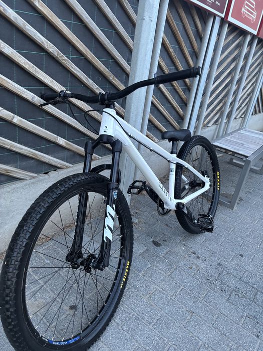 Canyon nineyard 360 LIMITED EDITION