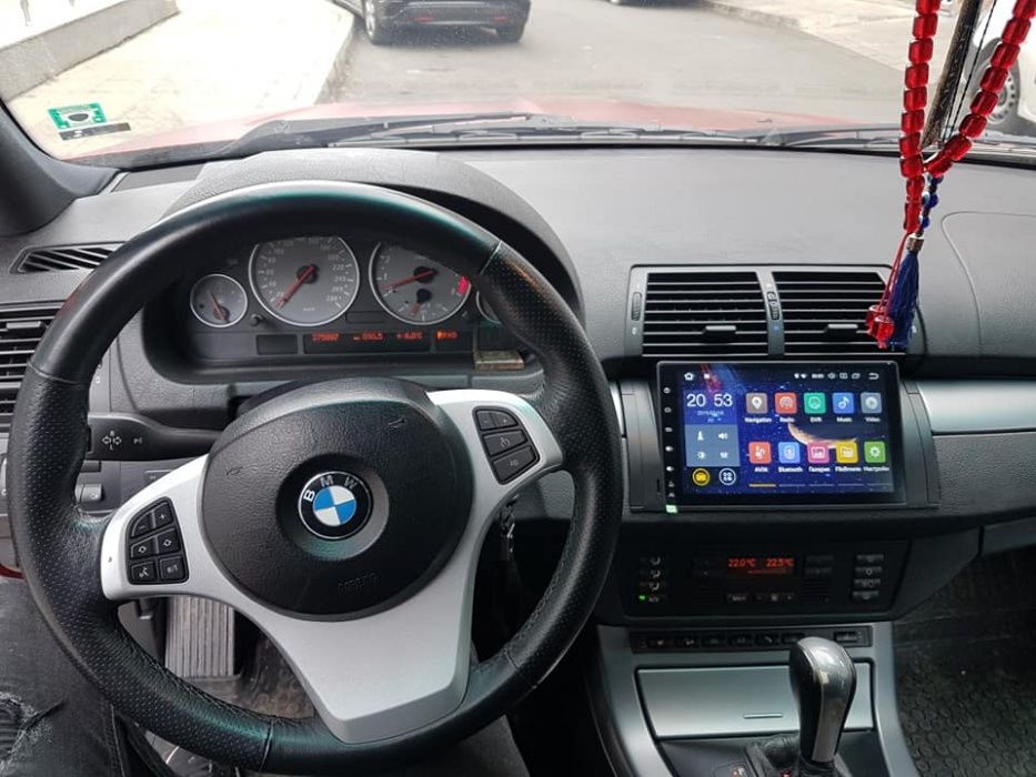 Монтаж на мултимедии ,камери,парктрониции и аудио системи