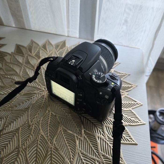 Продам canon 400D