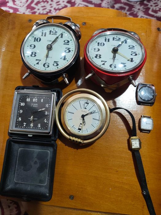 Ретро Часовници -