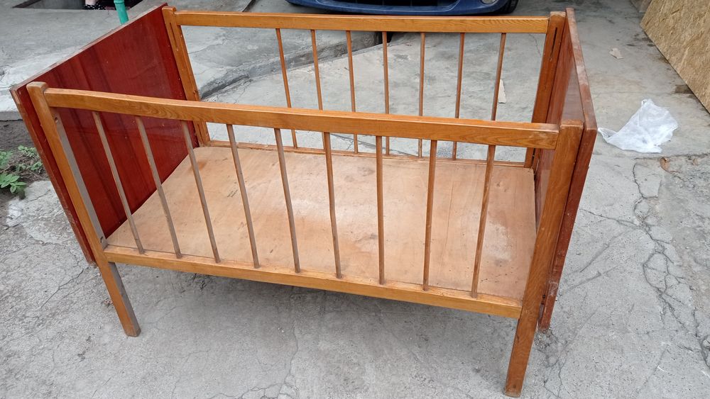 Продам детский манеж.