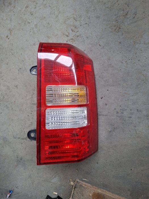 Stop drept jeep patriot 2008