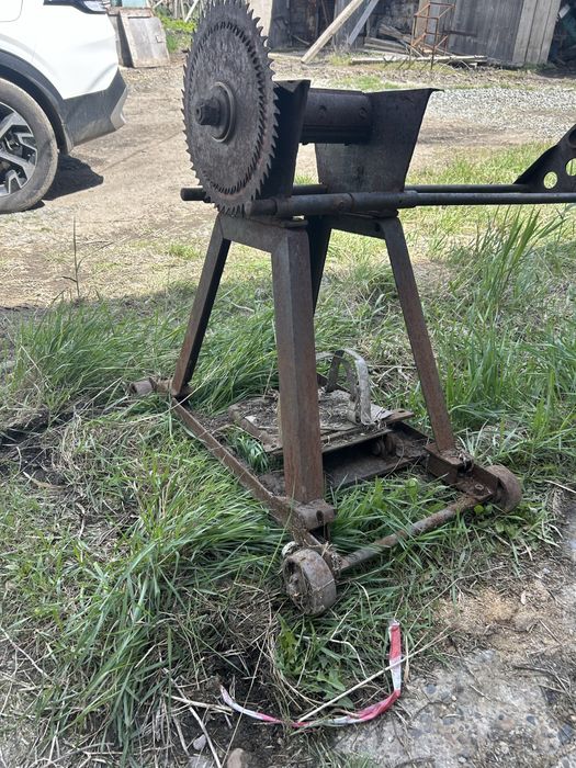 Продам циркулярную пилу