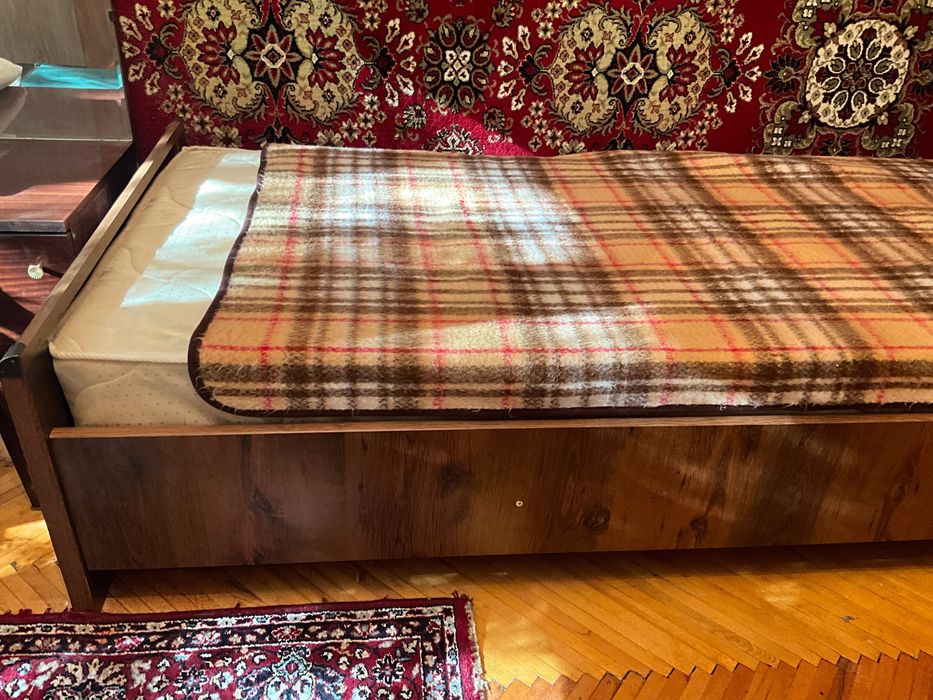 Кровать размеры 202х98 см