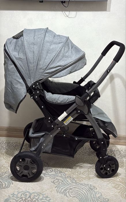 Продам новую коляску в отличном сост