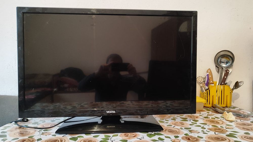 Продам телевизор