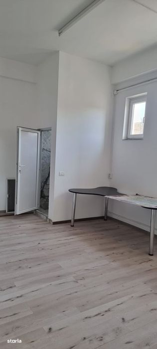 Vand/Inchiriez Spatiu Comercial Central