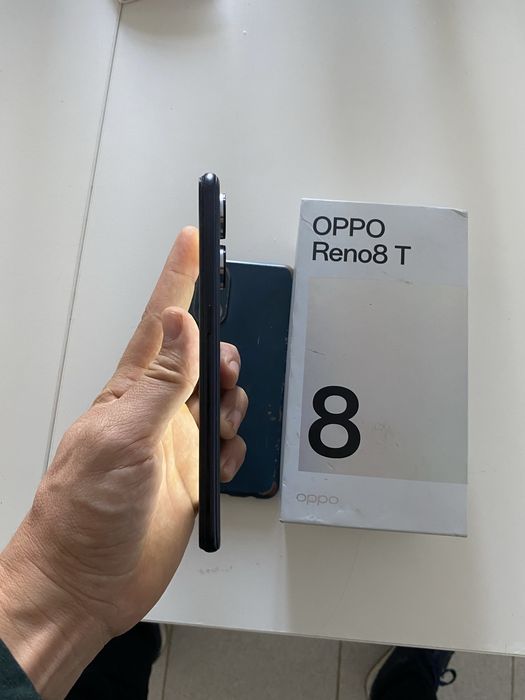 Oppo reno 8t 256гб  идеальный телефон