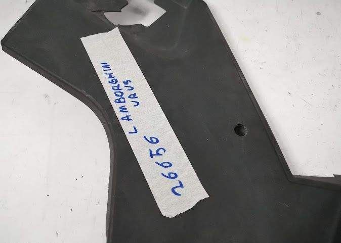 Acoperire Zona Motor Dreapta original Lamborghini  Urus  1 [2017 - 202