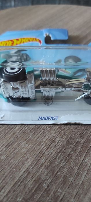 Th Hot wheels запечатан