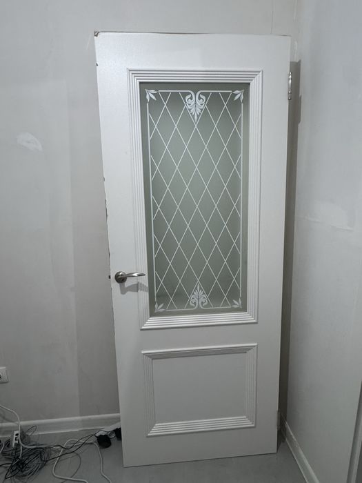 Продаются двери белые