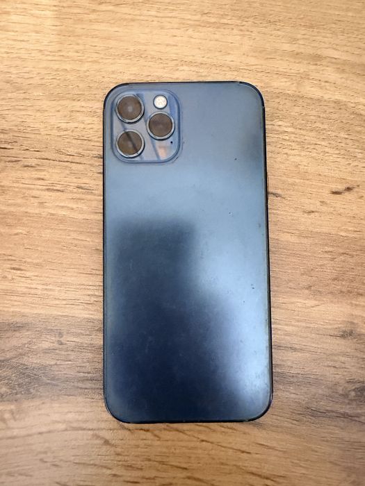 Iphone 12 pro 256 гб.