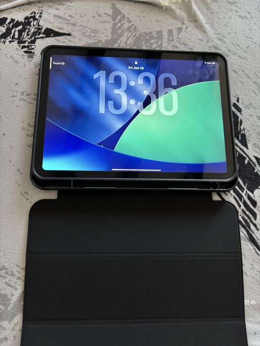 iPad 11 (A16) 2025 + Husa