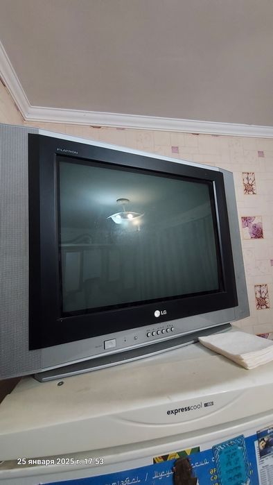 Продается  Телевизор