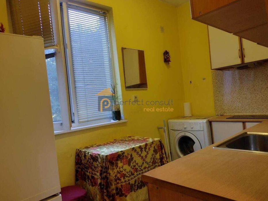 Продава се Двустаен апартамент в Пловдив, Христо Смирненски - 56 кв.м за 2117 €/кв.м - Снимка #9