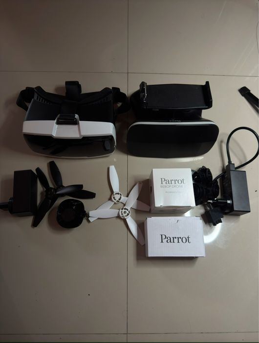 Dronă Parrot Bebop 2 +VR