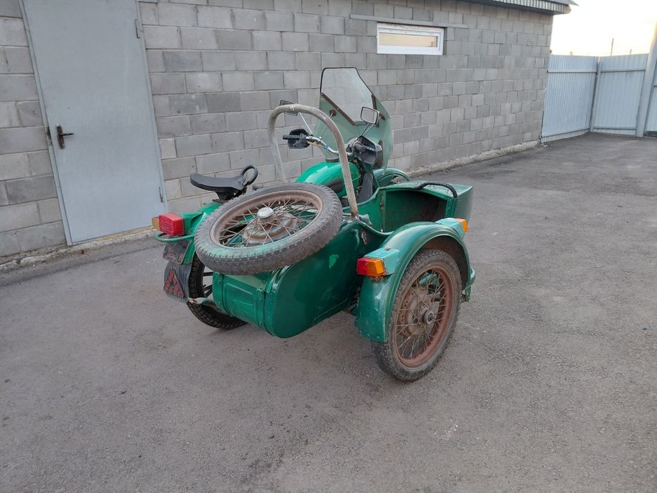 Продам мотоцикл урал.