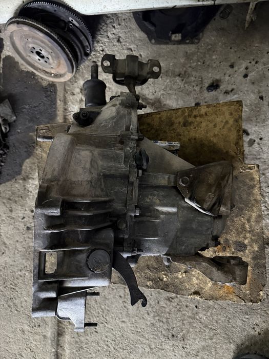 Продам КПП на Ваз 8кл