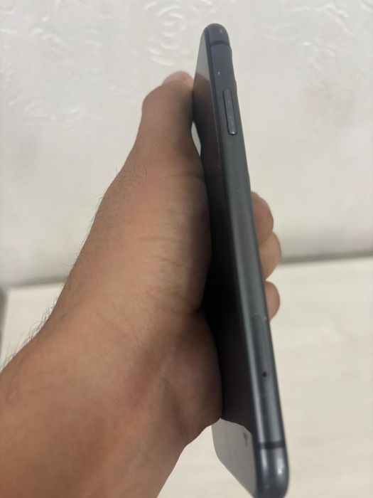 Iphone 11 64gb царапины из минусов