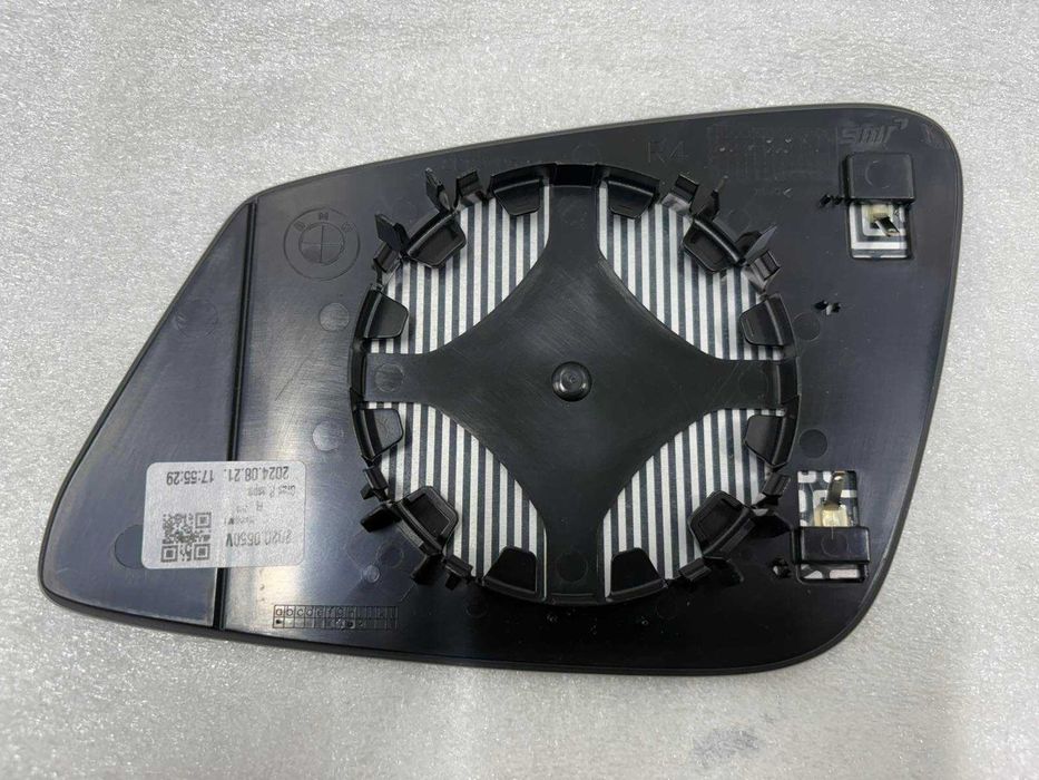 Стъкло дясно огледало БМВ Ф20 Ф22 Ф30 Ф32 И3