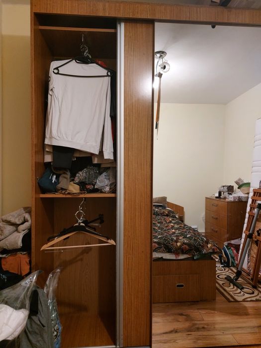 Vand pat , dulap si comoda