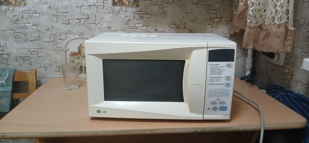 Продам микроволновую печь