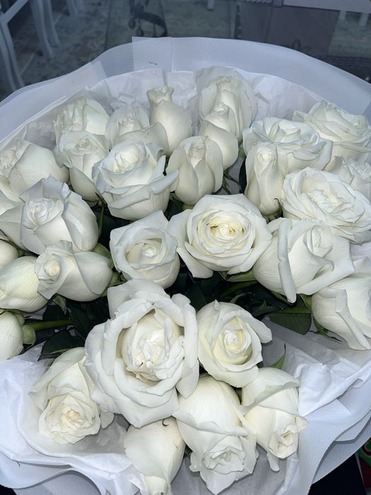 свежие цветы с оформлением