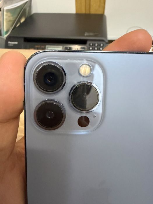 Продам iphone 13 pro max 256gb