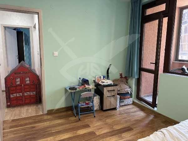 Продава се Тристаен апартамент в Пловдив, Тракия - 103 кв.м за 966 €/кв.м - Снимка #4