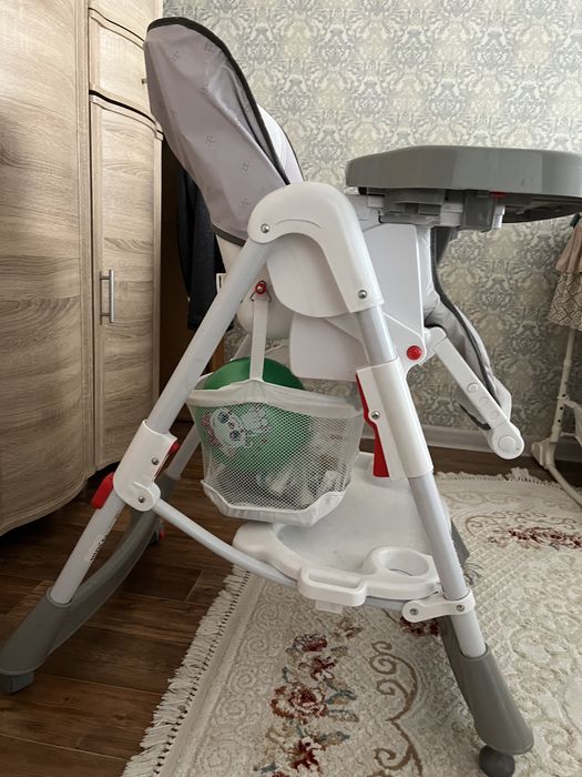 Продам детское кресло стульчик