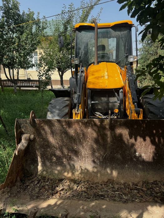 JCB Pogruzchik ideal holati
