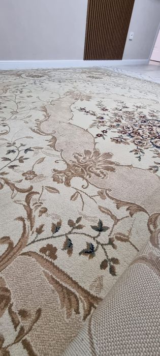 Шерстяной ковер с Турции