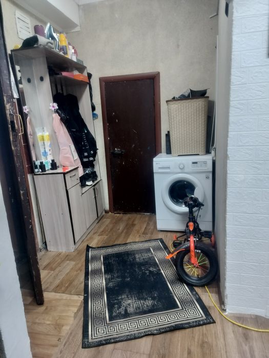 Продам в приватизированом общежитие