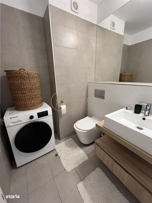Apartament de 2 camere Estic Park parcare vedere lac