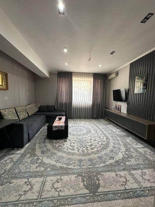 Нежилой жой сотилади 60