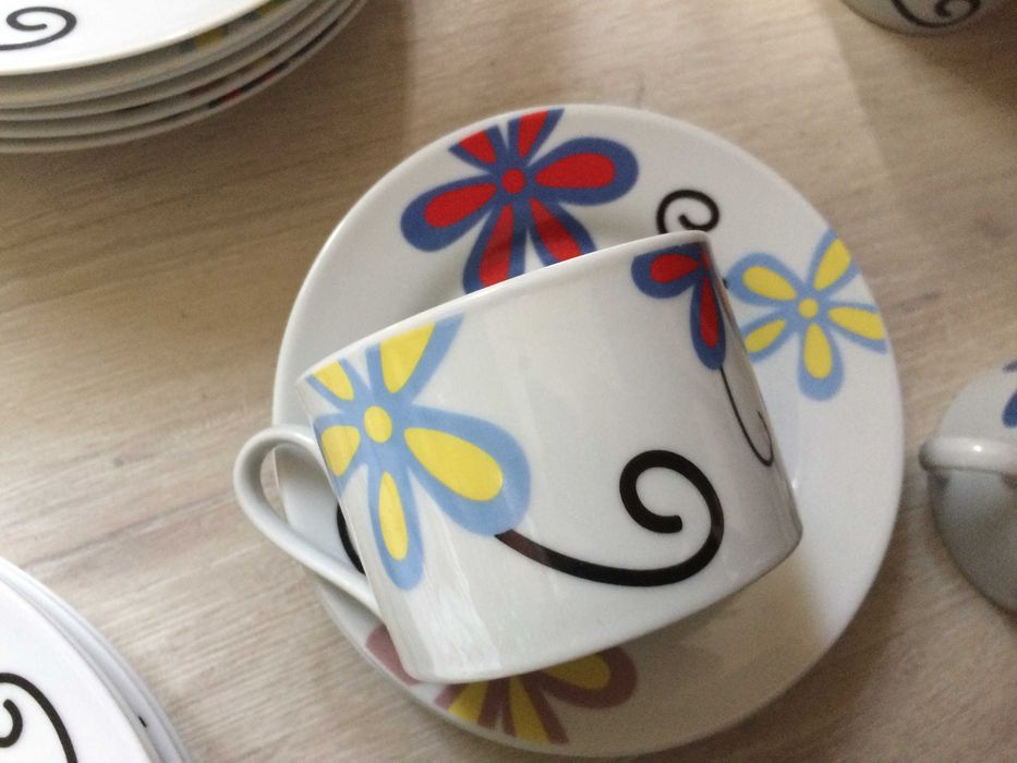 Сервиз за хранене 30 части.