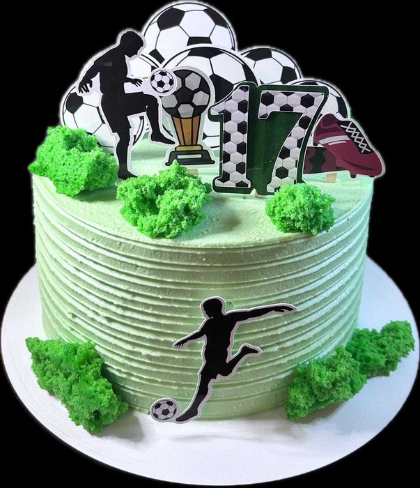 Realizez decoratiuni toppere din carton pentru prăjituri și torturi