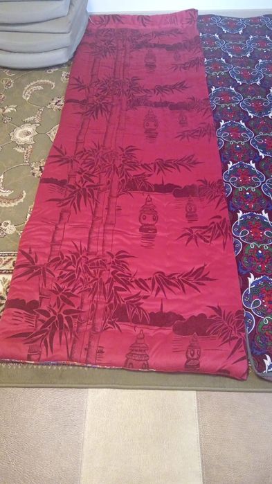 Көрпелер мактамен сырылған