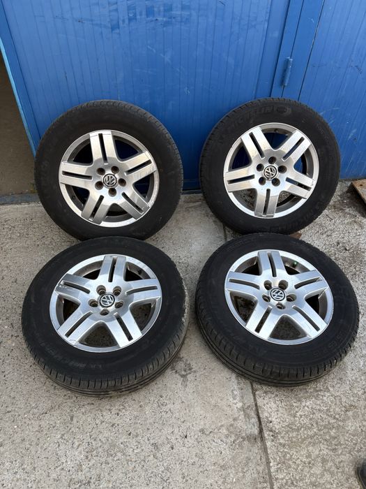 Set Jante Aliaj R15 Originale VW Golf 4 / Bora 5x100 cu Anvelope Michelin 195/65/15