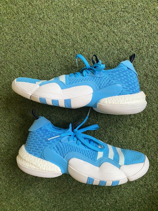 Adidasi Baschet Trae Young 2